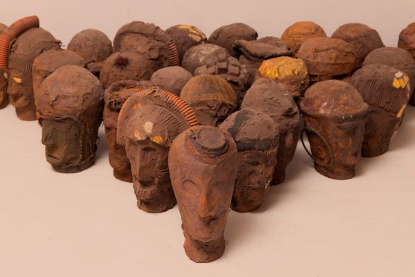 100 tetes -Gustave Akpehou